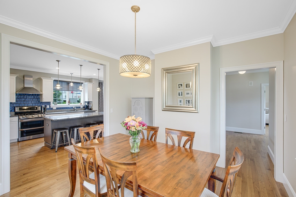 5 Point Shore Drive Property Photo 10