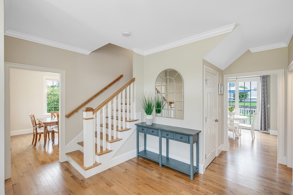 5 Point Shore Drive Property Photo 17