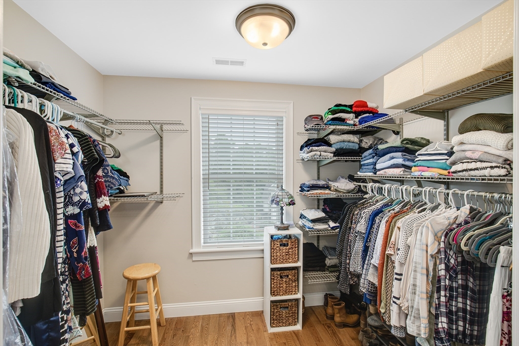 5 Point Shore Drive Property Photo 23