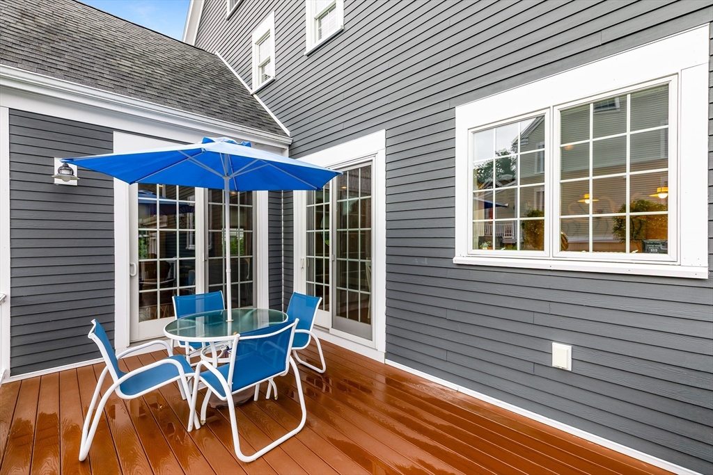 5 Point Shore Drive Property Photo 37