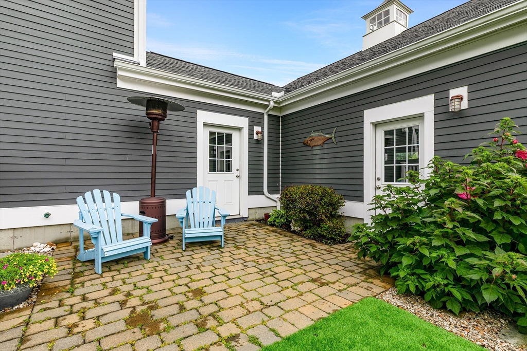 5 Point Shore Drive Property Photo 38