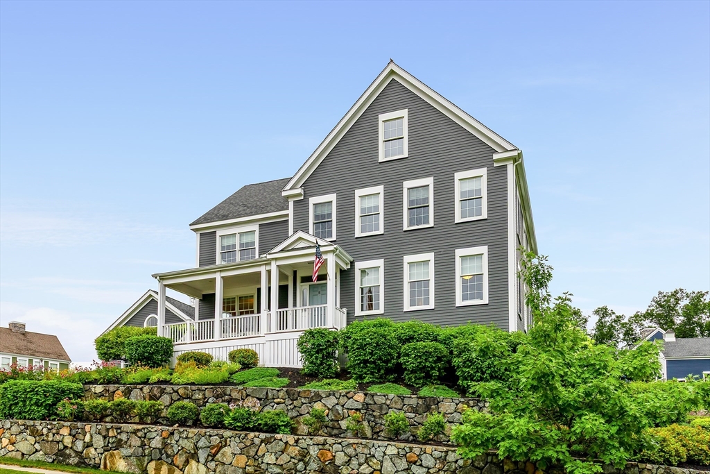5 Point Shore Drive Property Photo 42