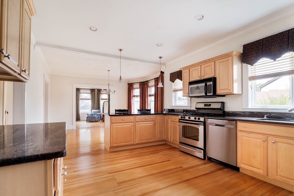 2 Peabody # 2 Property Photo 3