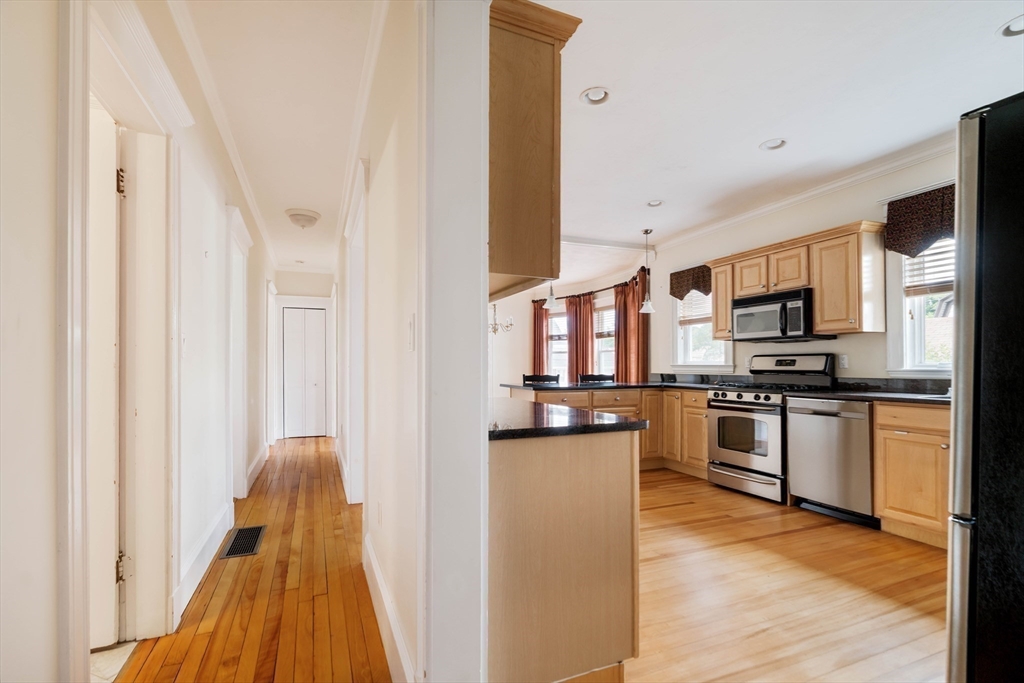 2 Peabody # 2 Property Photo 15