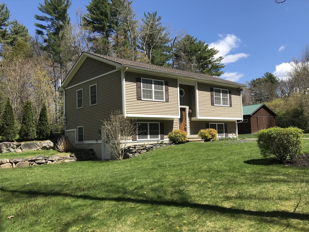 631 Warren Wright Rd Property Photo 1