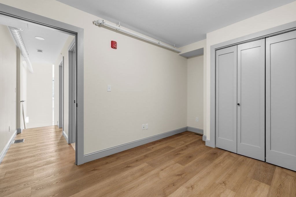 160 Seabury St # 22 Property Photo 21