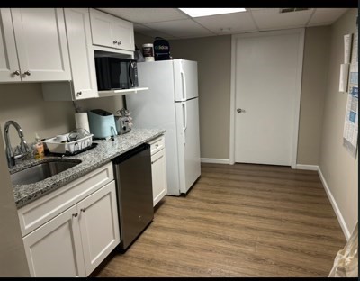 45 Central St Property Photo 17