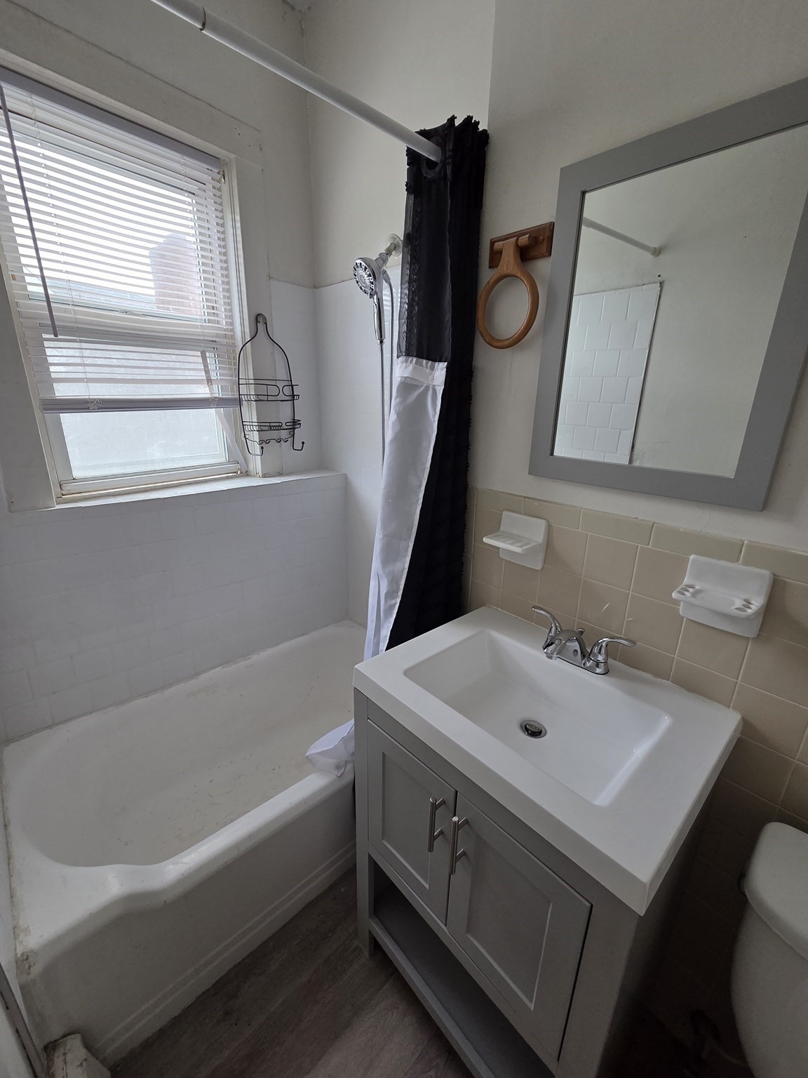 59 Cushing Avenue # 5 Property Photo 6