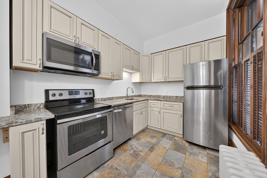 533 Locust St # 3 Property Photo 9