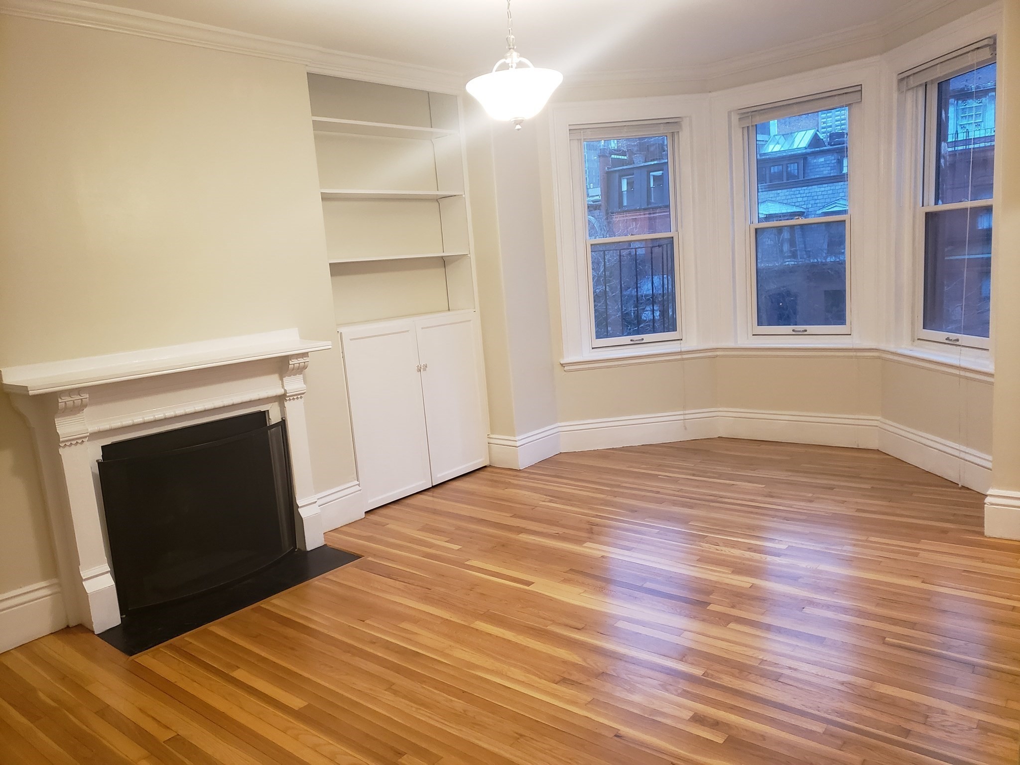 387 Marlborough St # 7 Property Photo 1
