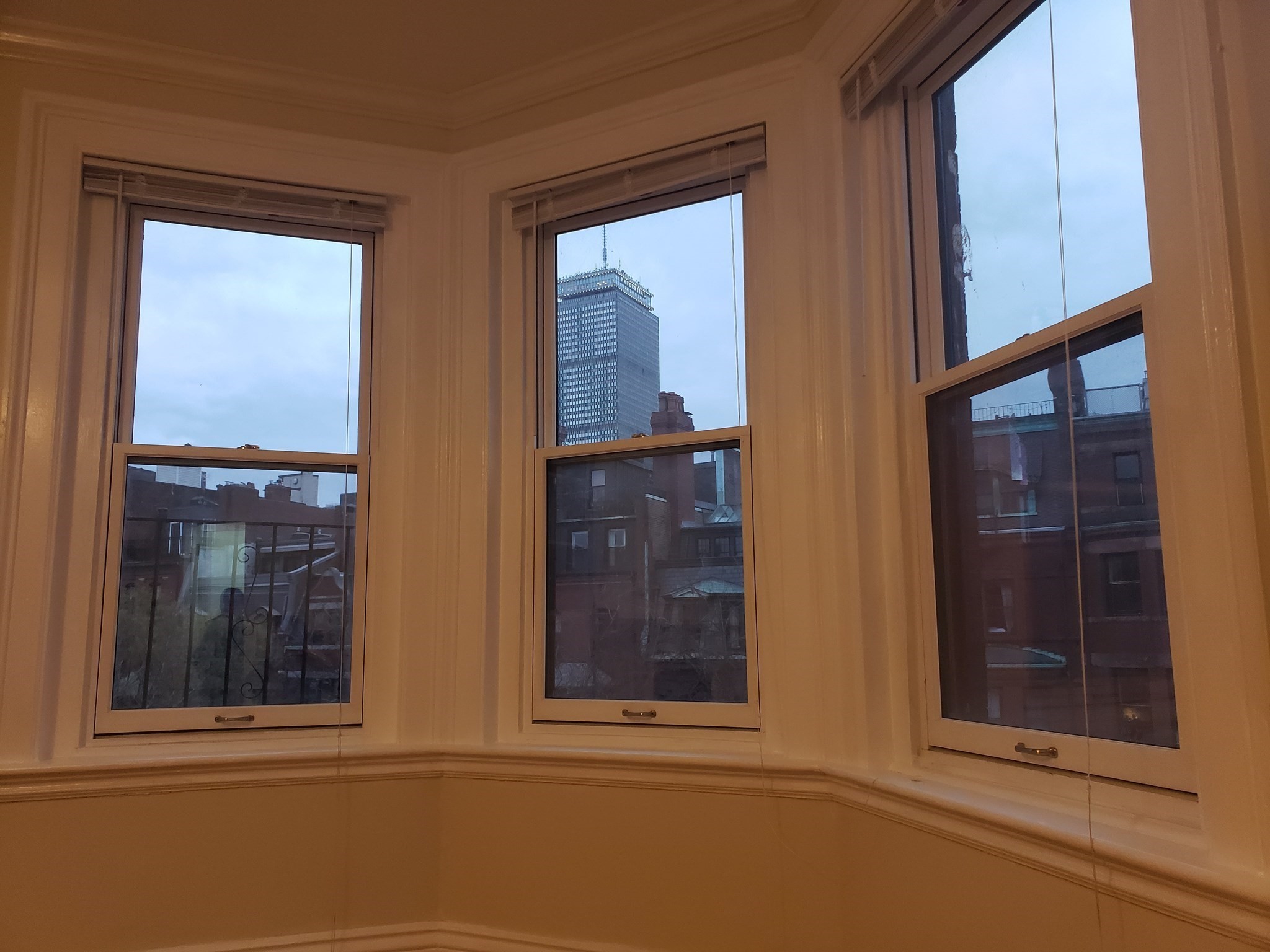 387 Marlborough St # 7 Property Photo 2