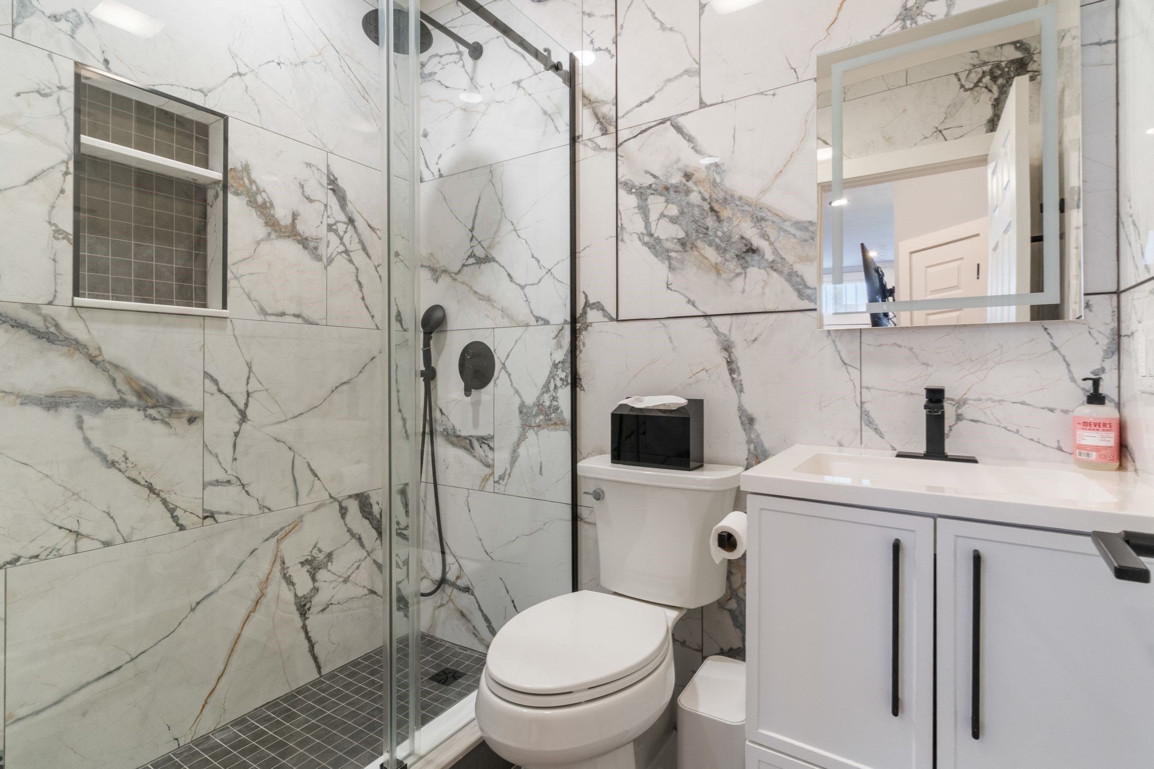 560 Columbus Avenue # 1 Property Photo 6