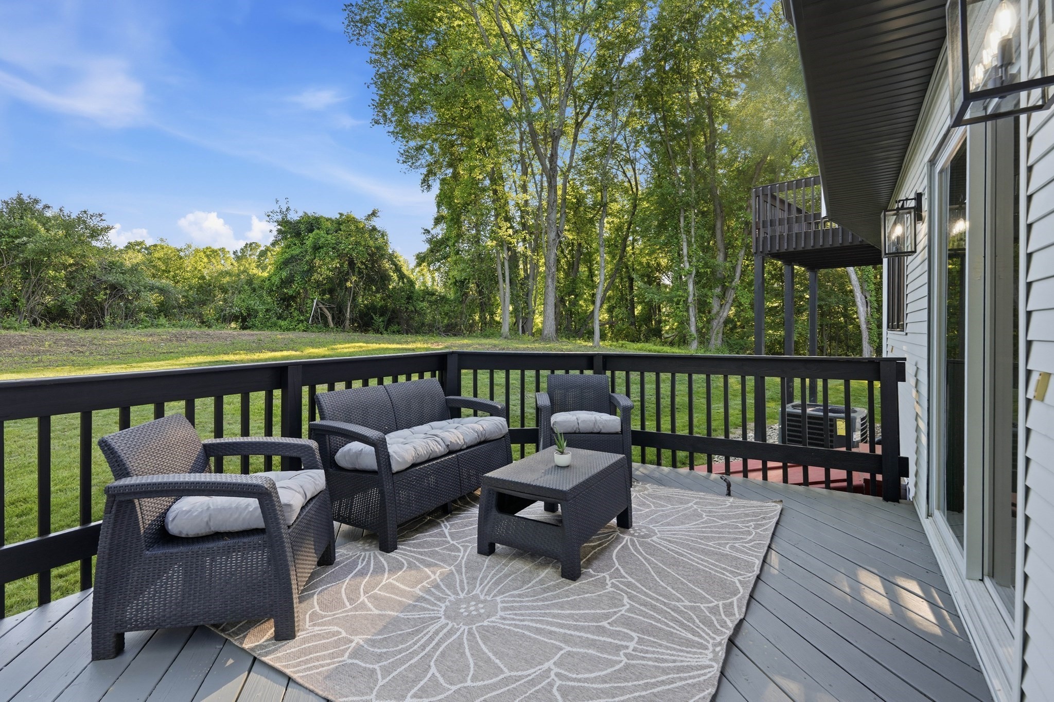 93 Jonquil Property Photo 34
