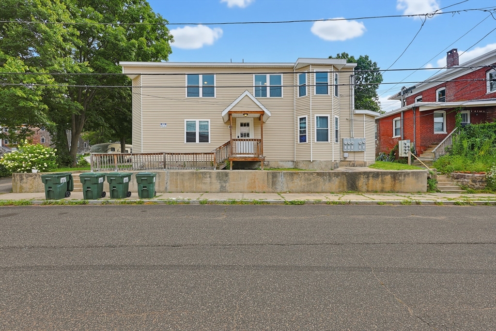 32 North St Property Photo 1