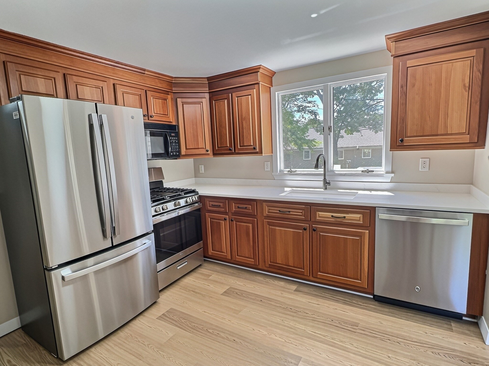 14 Milford St Property Photo 8