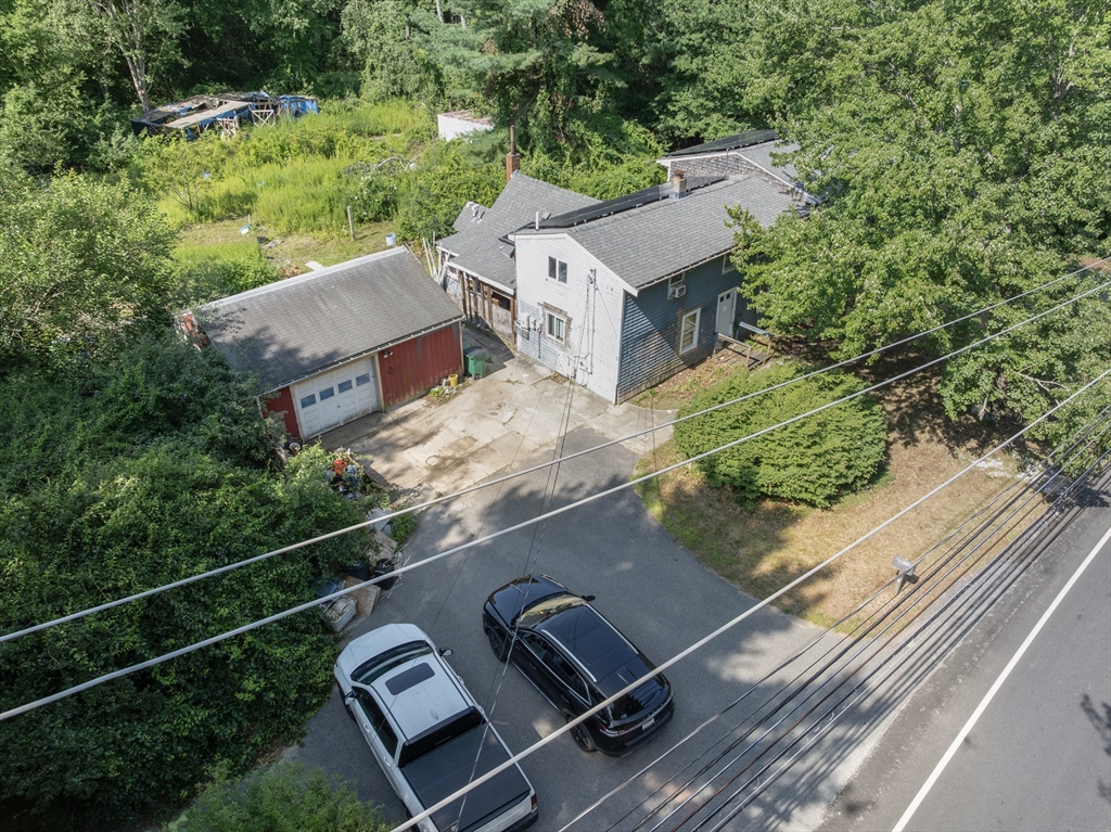 127 Pleasant St Property Photo 1