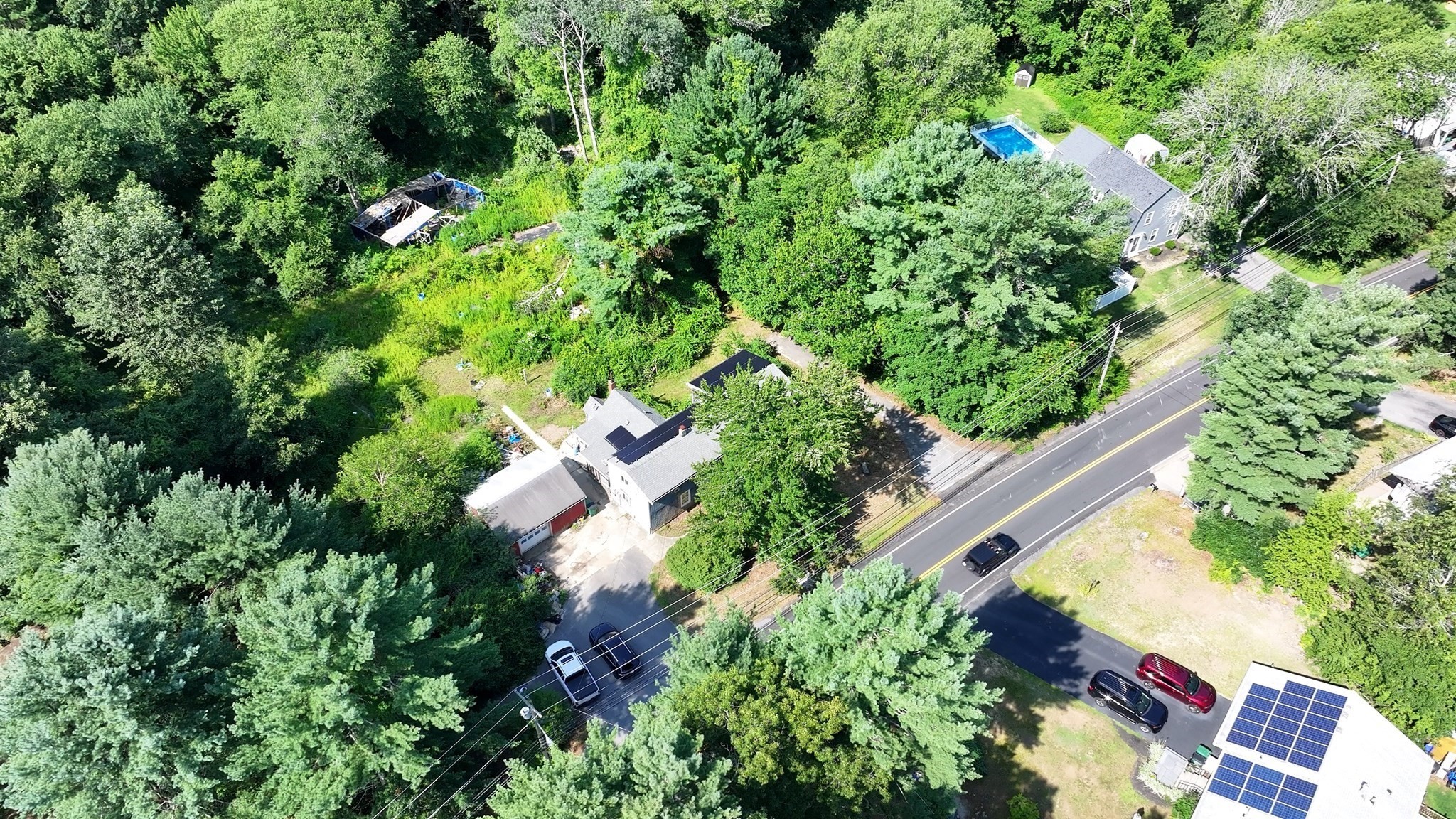 127 Pleasant St Property Photo 7