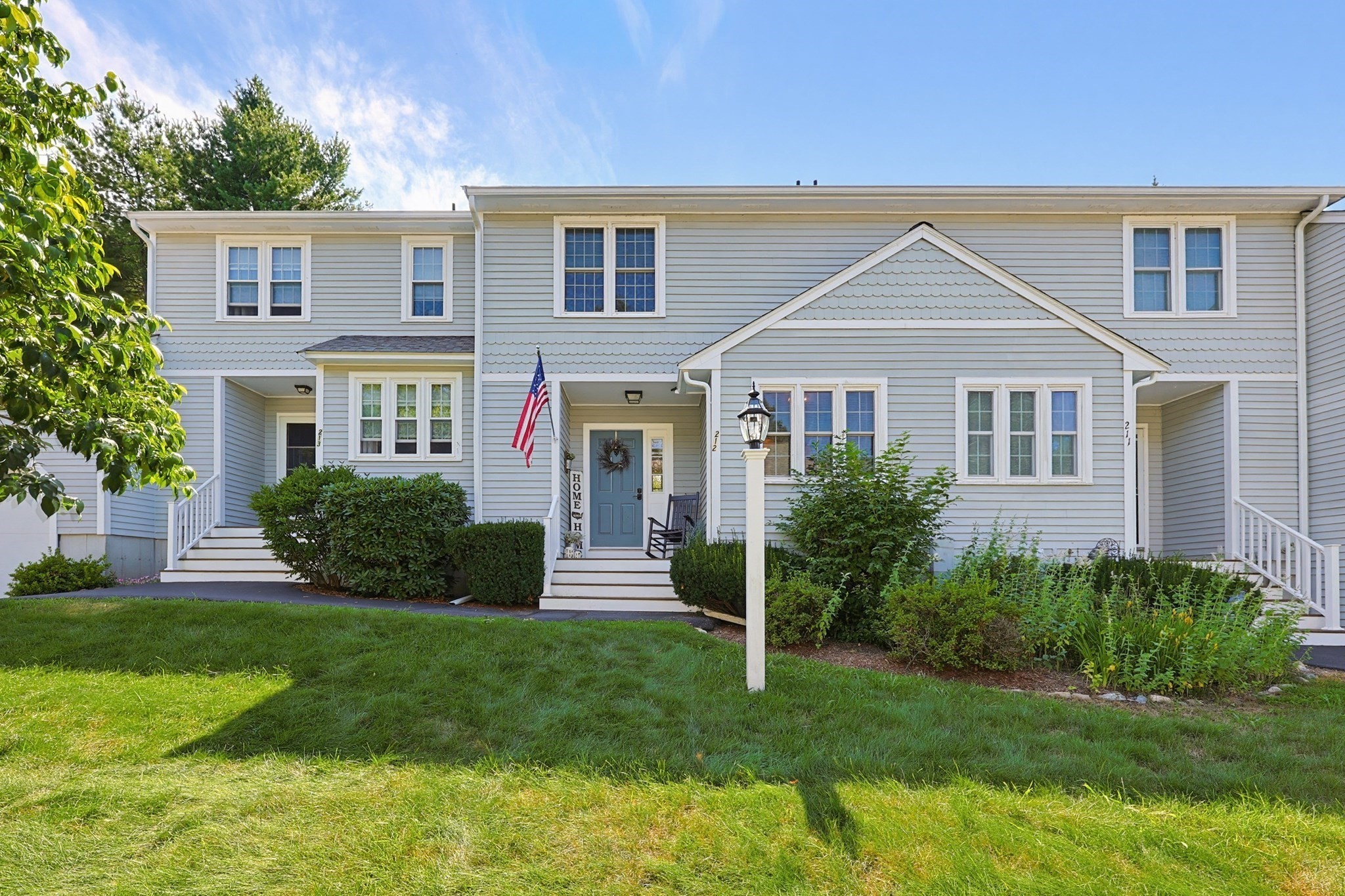 212 Laurelwood Dr # 212