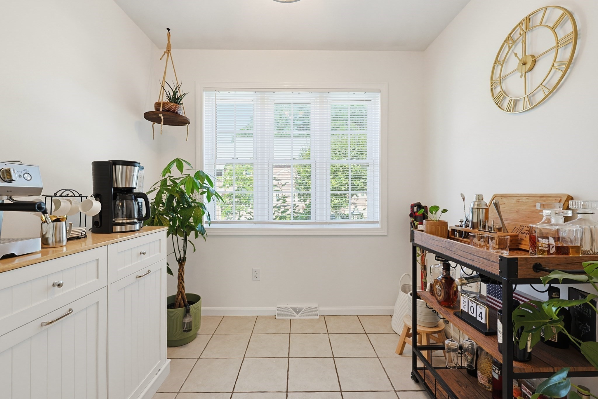 212 Laurelwood Dr # 212 Property Photo 10