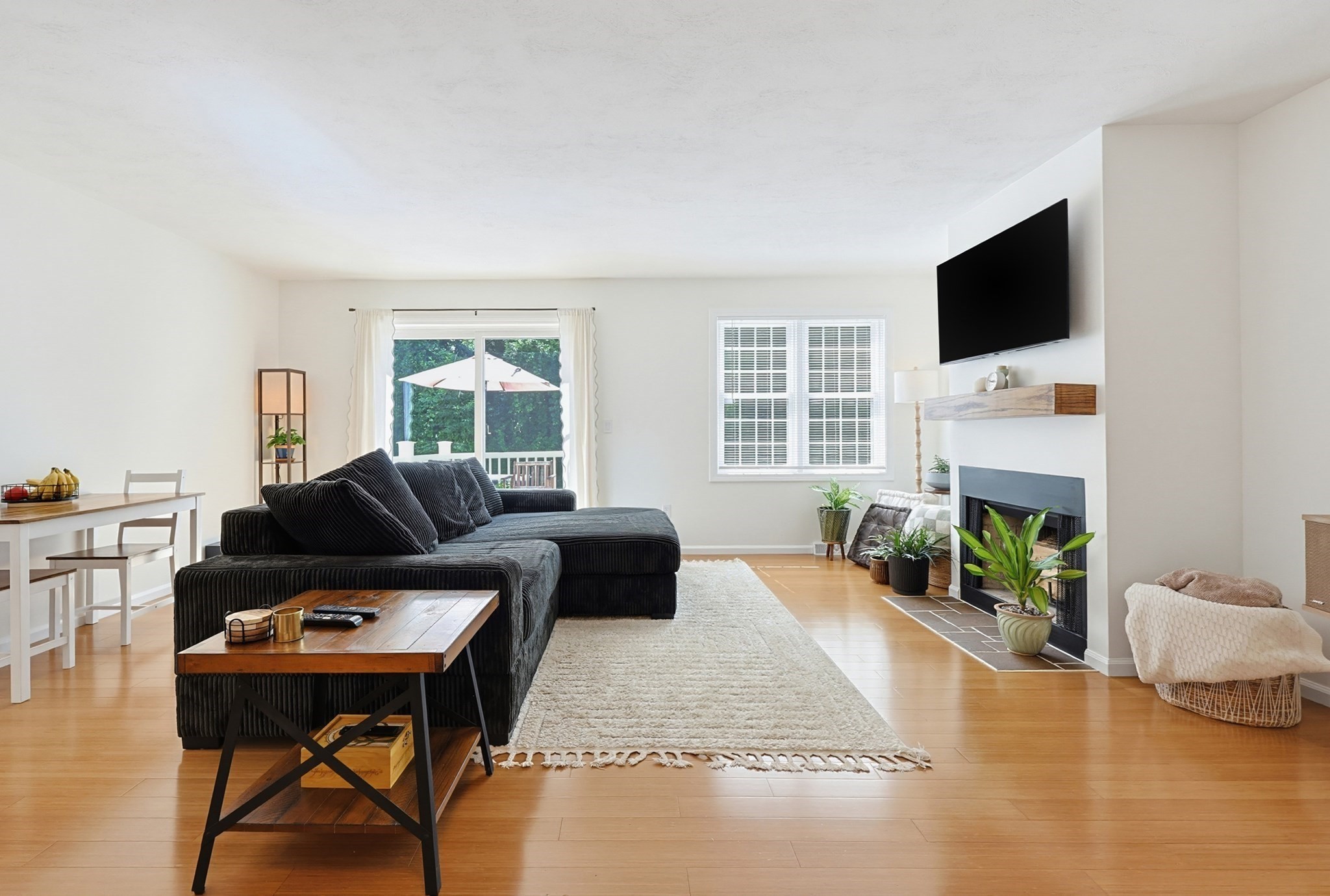 212 Laurelwood Dr # 212 Property Photo 12