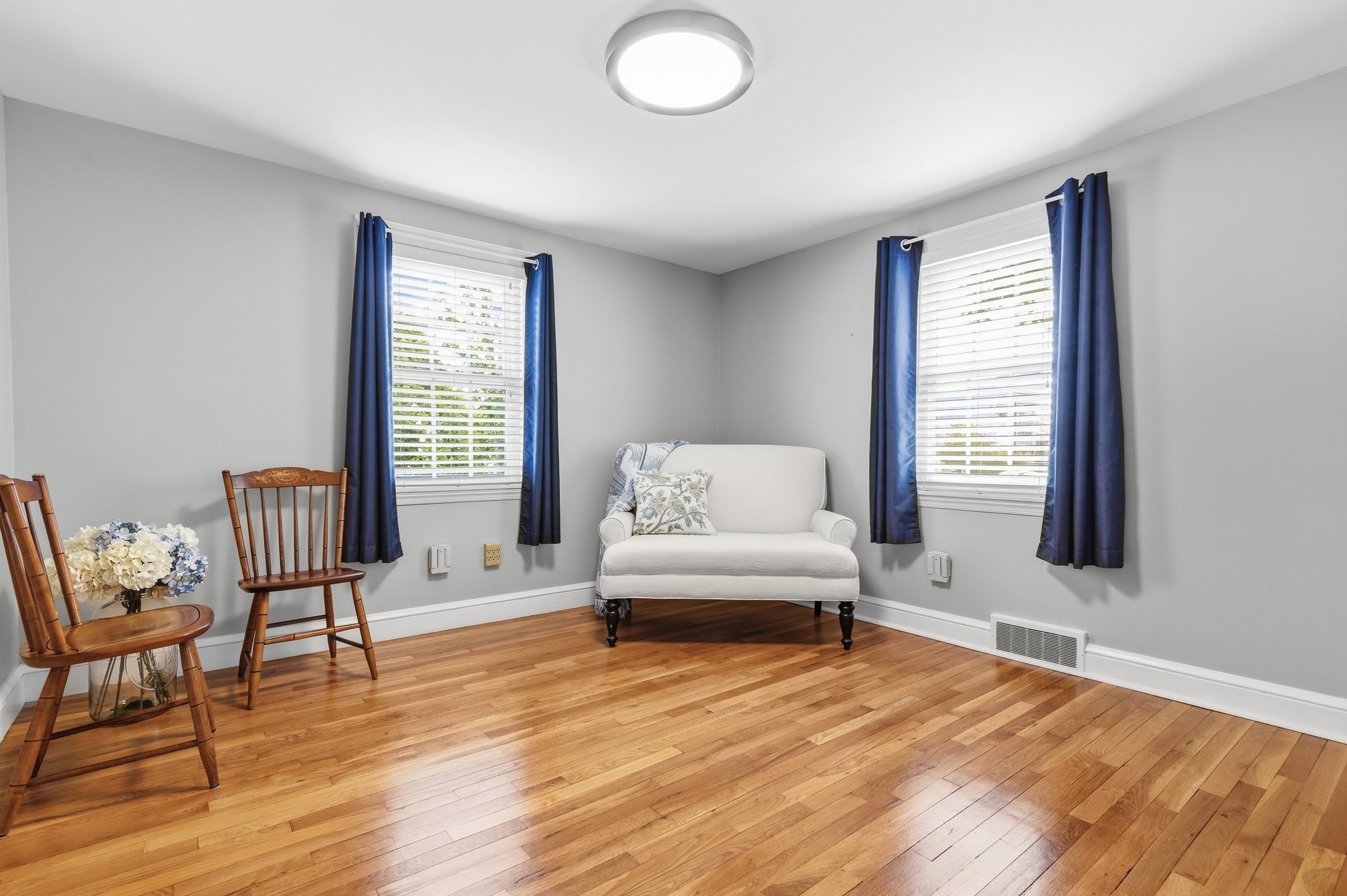 49 Edgeworth St Property Photo 6