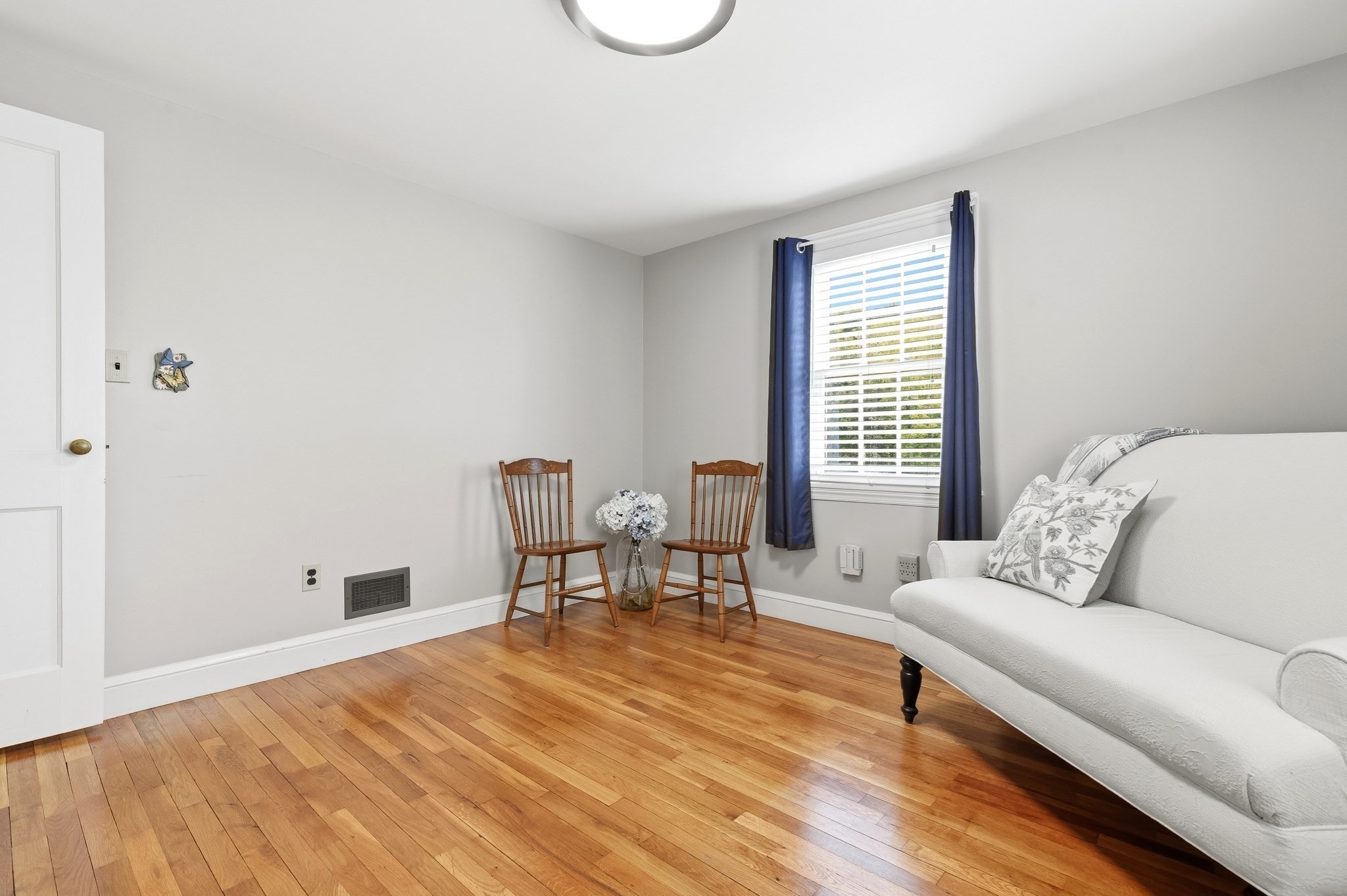 49 Edgeworth St Property Photo 7