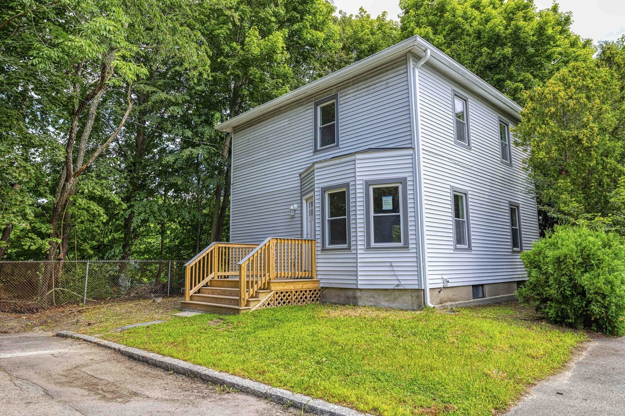 112 Dewolf St Property Photo 1