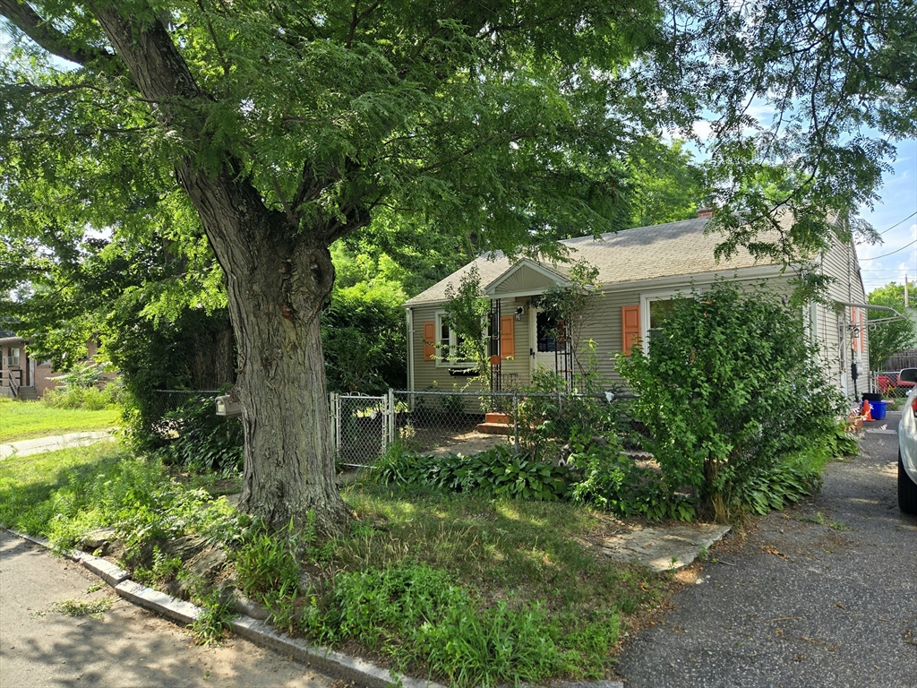 18 Notre Dame St Property Photo 1