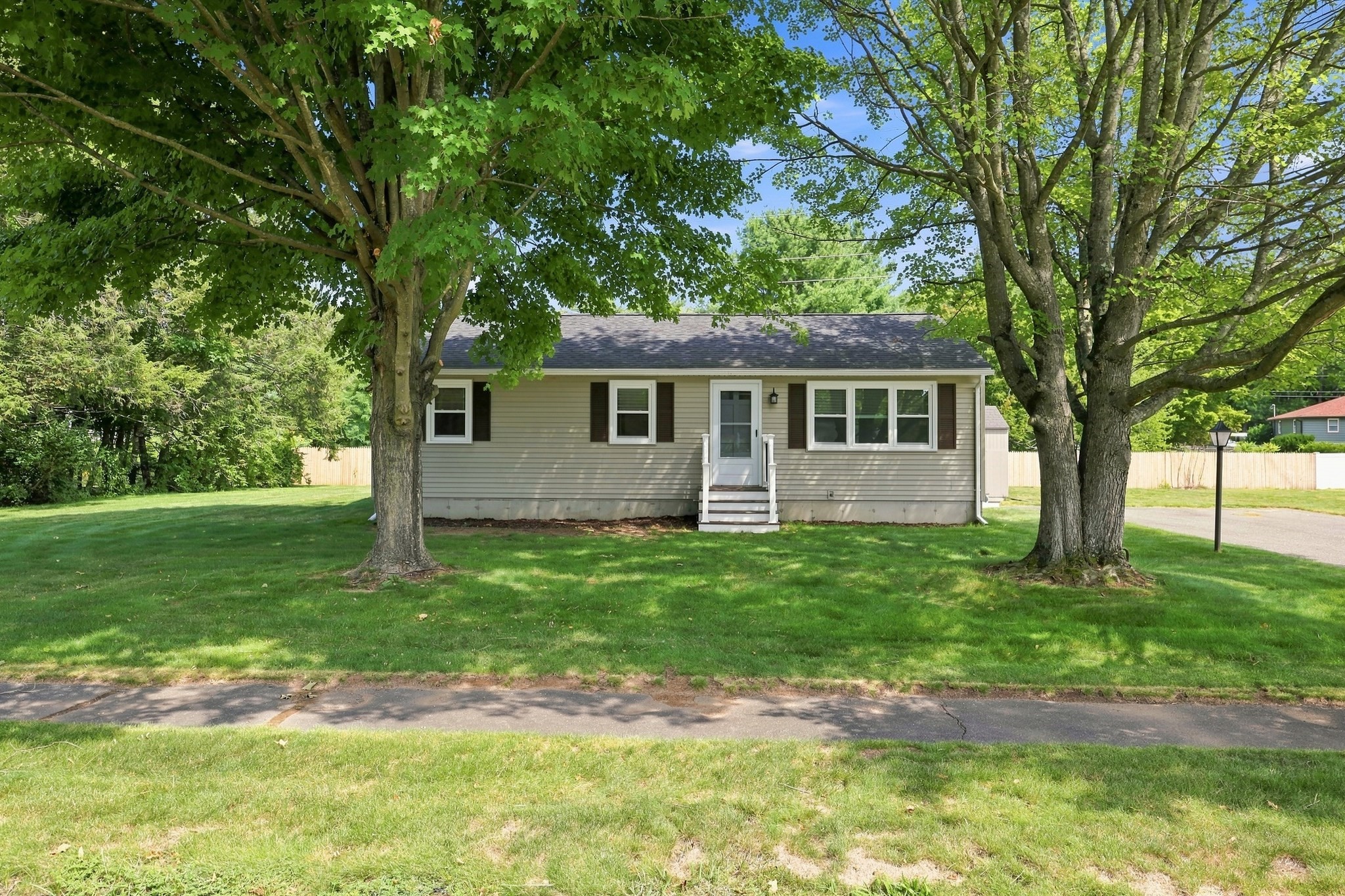 15 Peterson Cir Property Photo 3