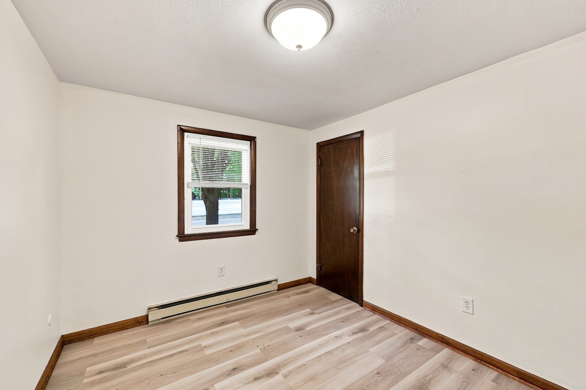 15 Peterson Cir Property Photo 16