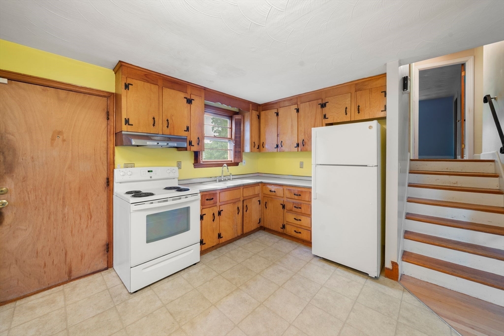 46 Selwyn Rd Property Photo 9
