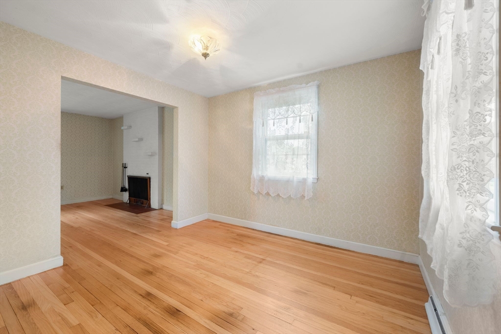 46 Selwyn Rd Property Photo 12