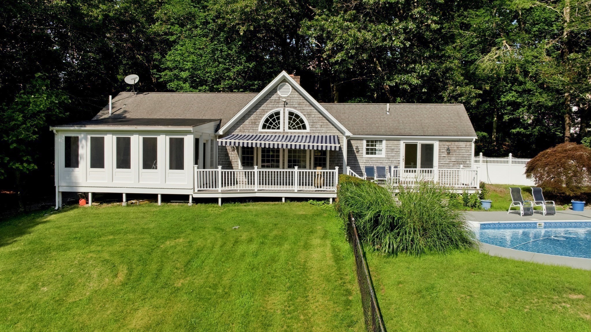 61 Clifford Rd Property Photo 3