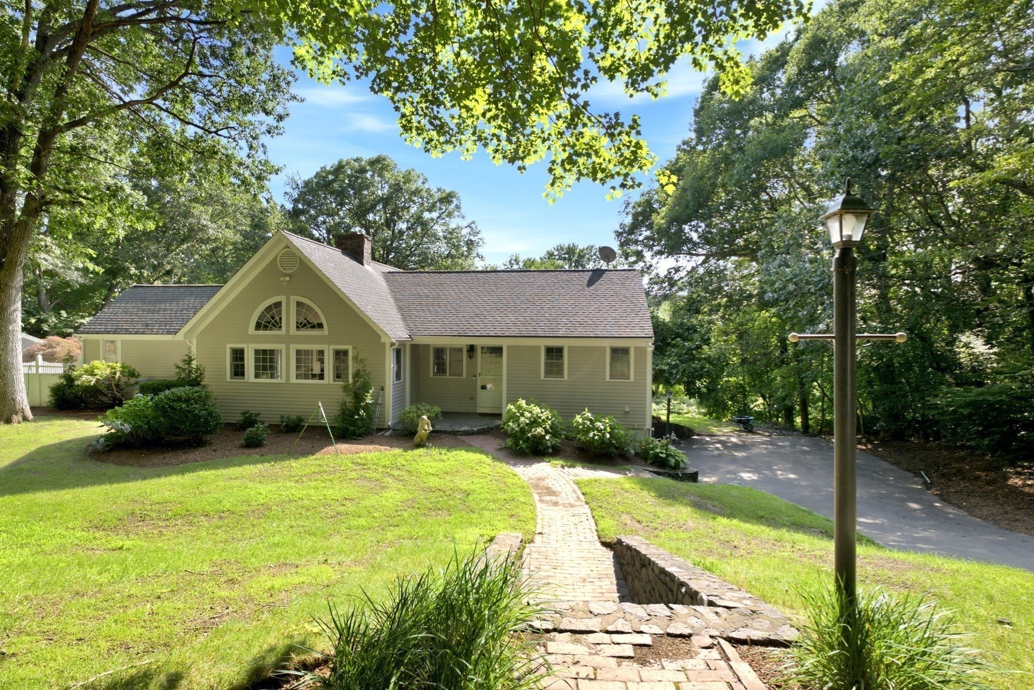 61 Clifford Rd Property Photo 5