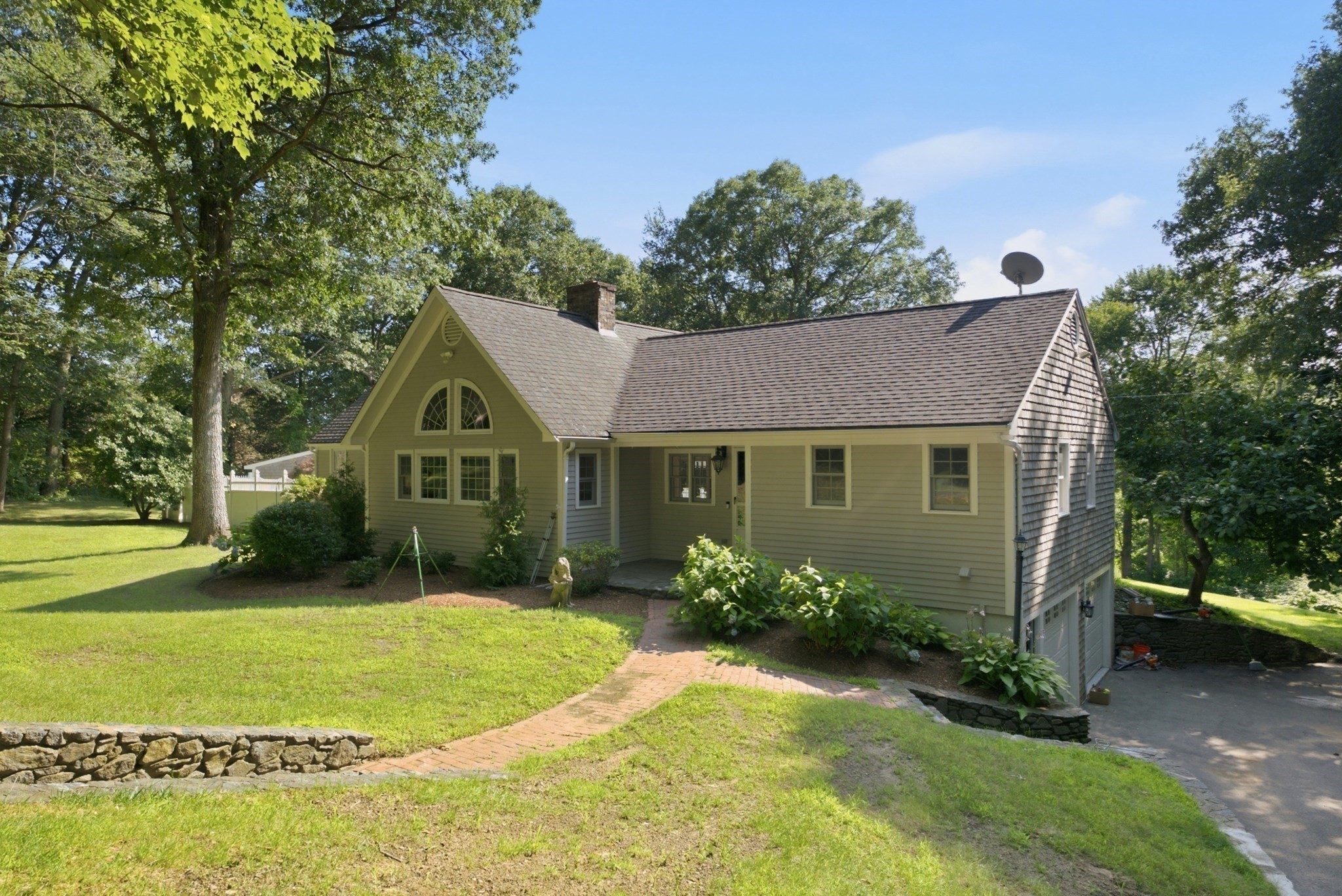 61 Clifford Rd Property Photo 6