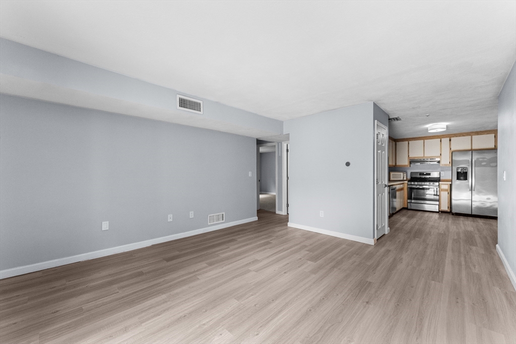 100 Cass Ave # A6 Property Photo 8