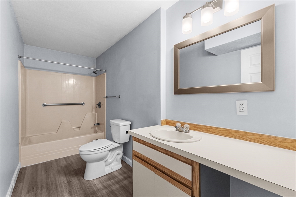 100 Cass Ave # A6 Property Photo 15