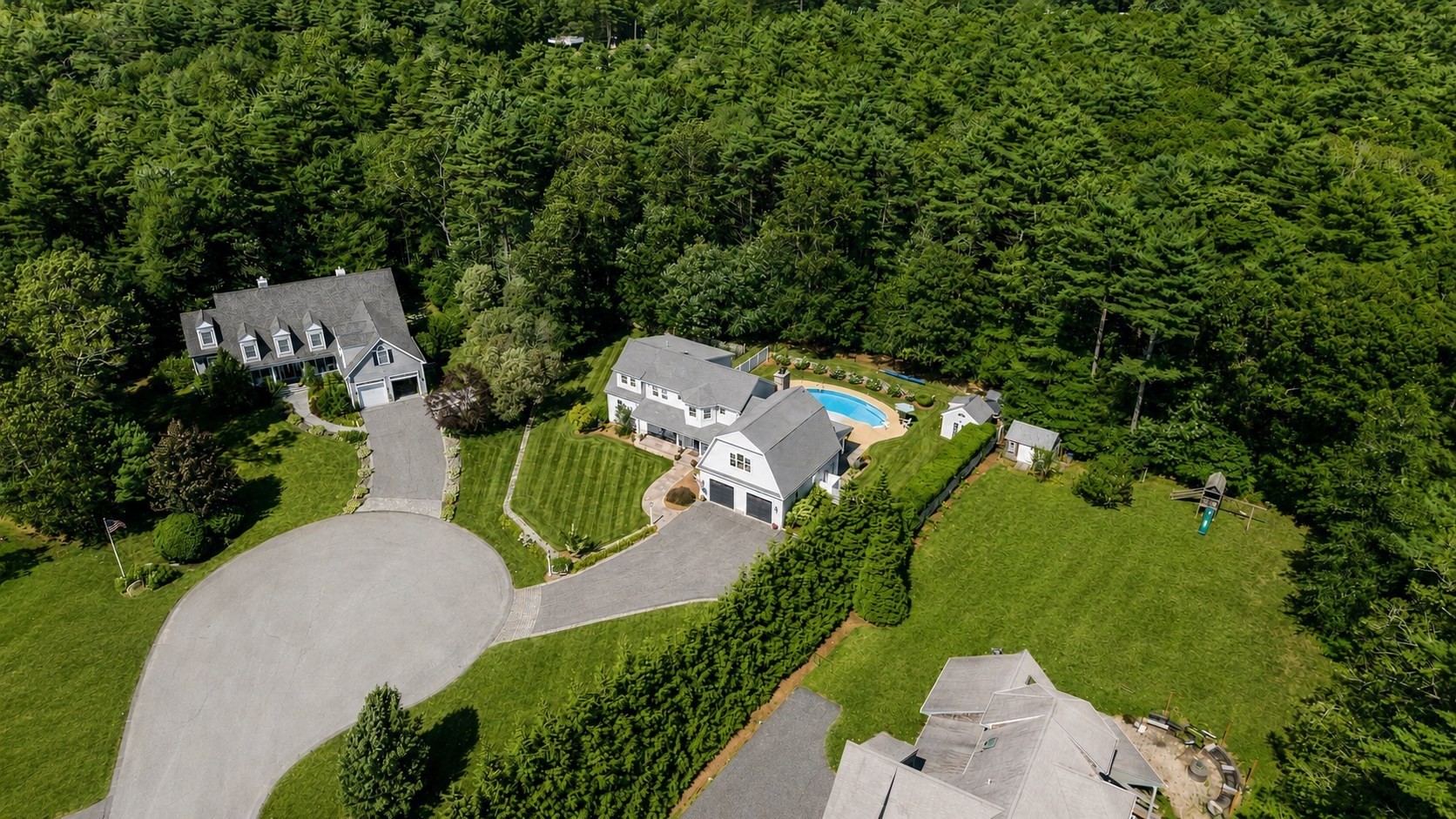 8 Park Place Property Photo 4