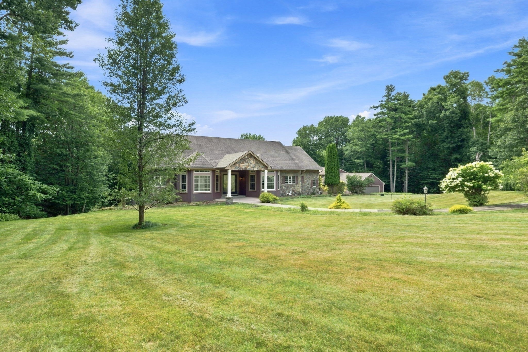 91 Ames Rd Property Photo 4