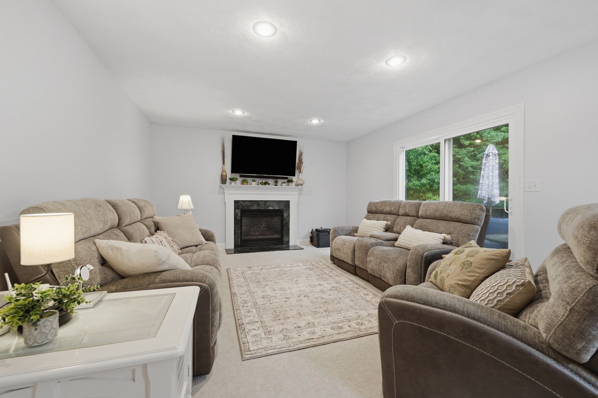 21 Olde Taverne Ln Property Photo 13
