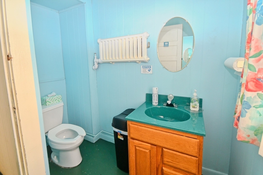 326 Main St Property Photo 24