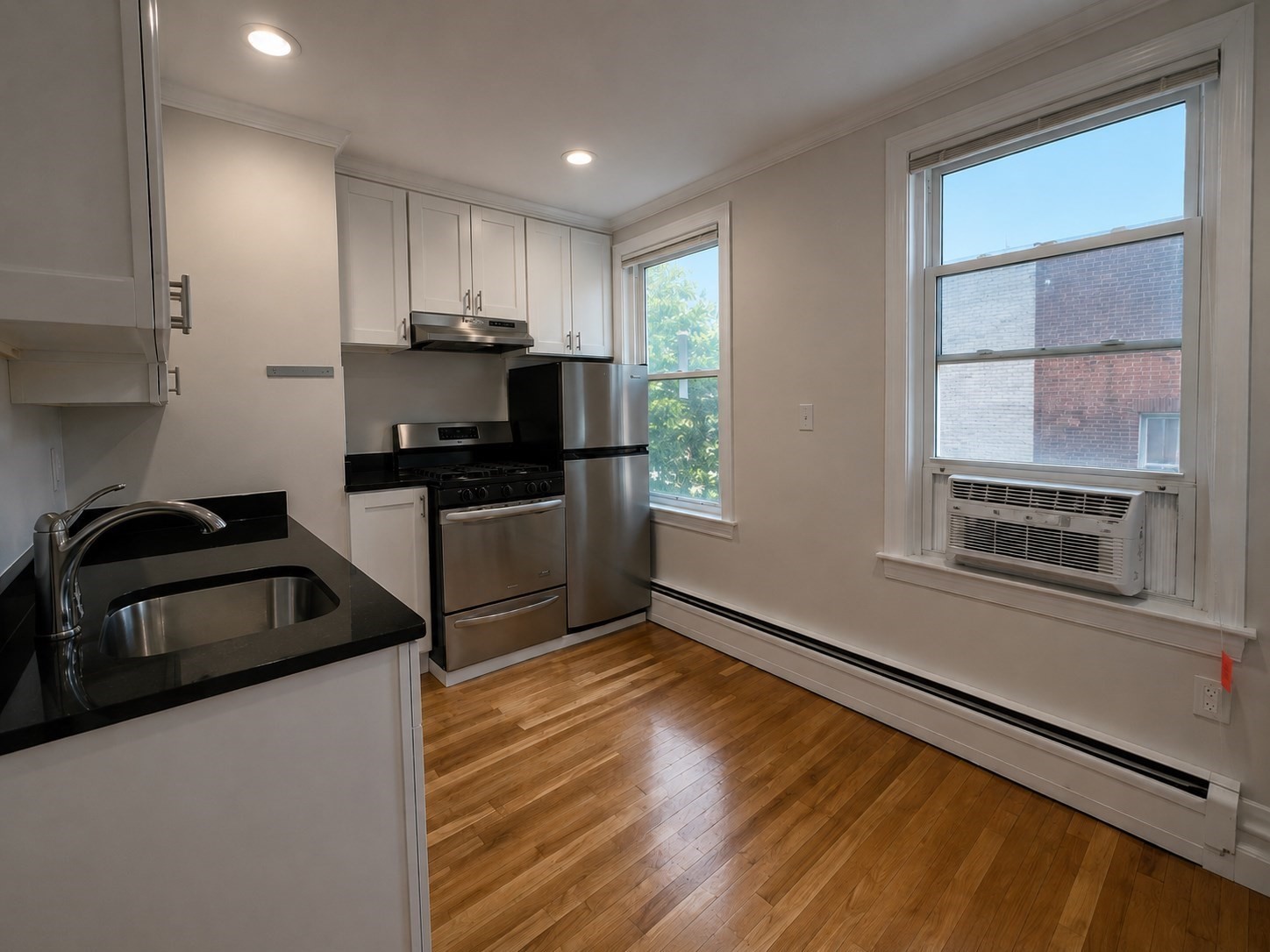 61 Phillips St # 3 Property Photo 6