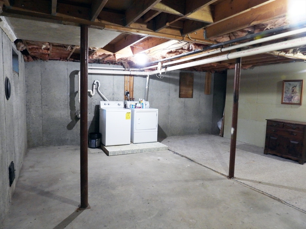 6 Keith Ave Property Photo 13