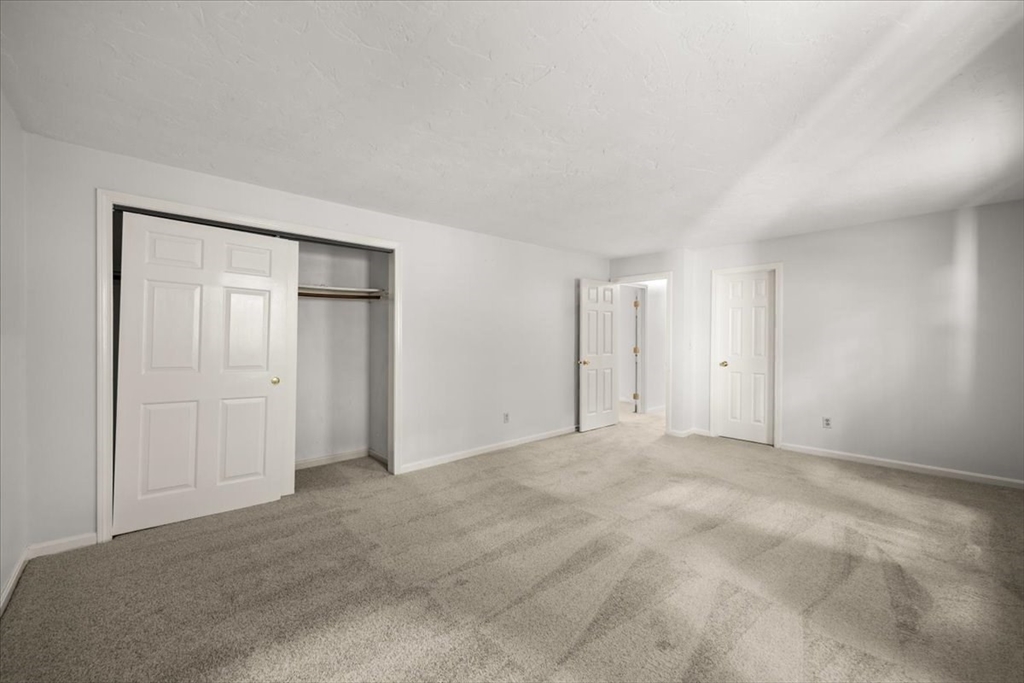 28 Camelot Ct # 28 Property Photo 24