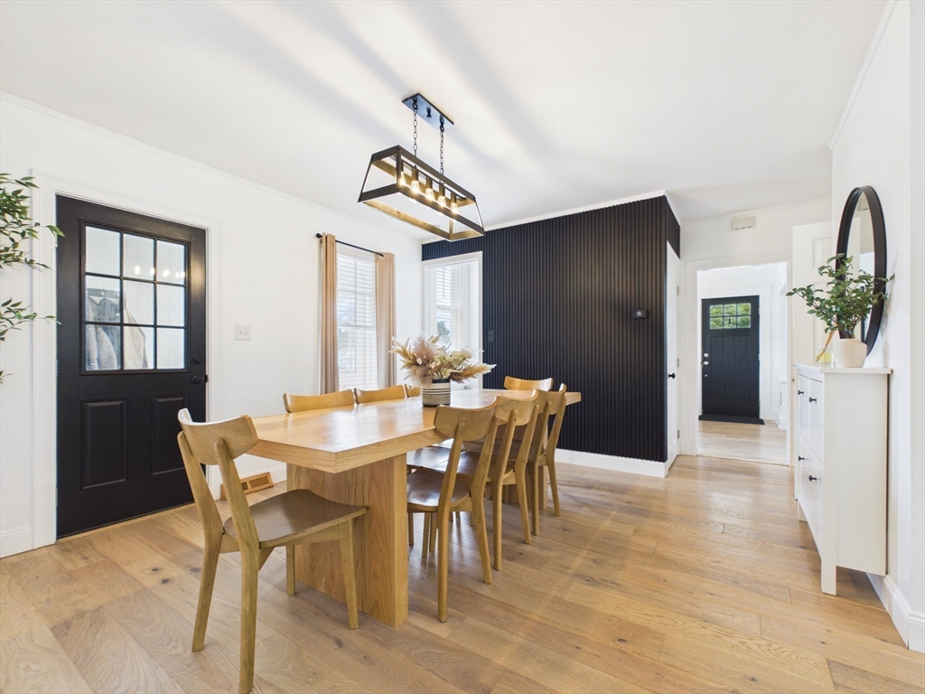 36 Bellevue Ave Property Photo 13