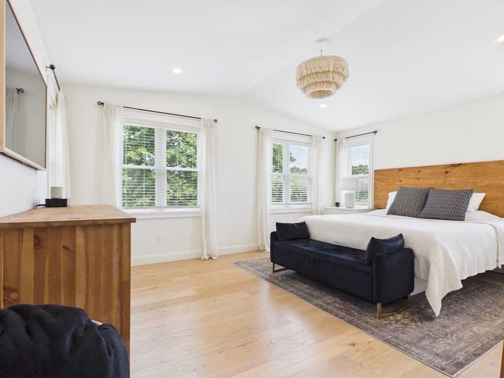36 Bellevue Ave Property Photo 19