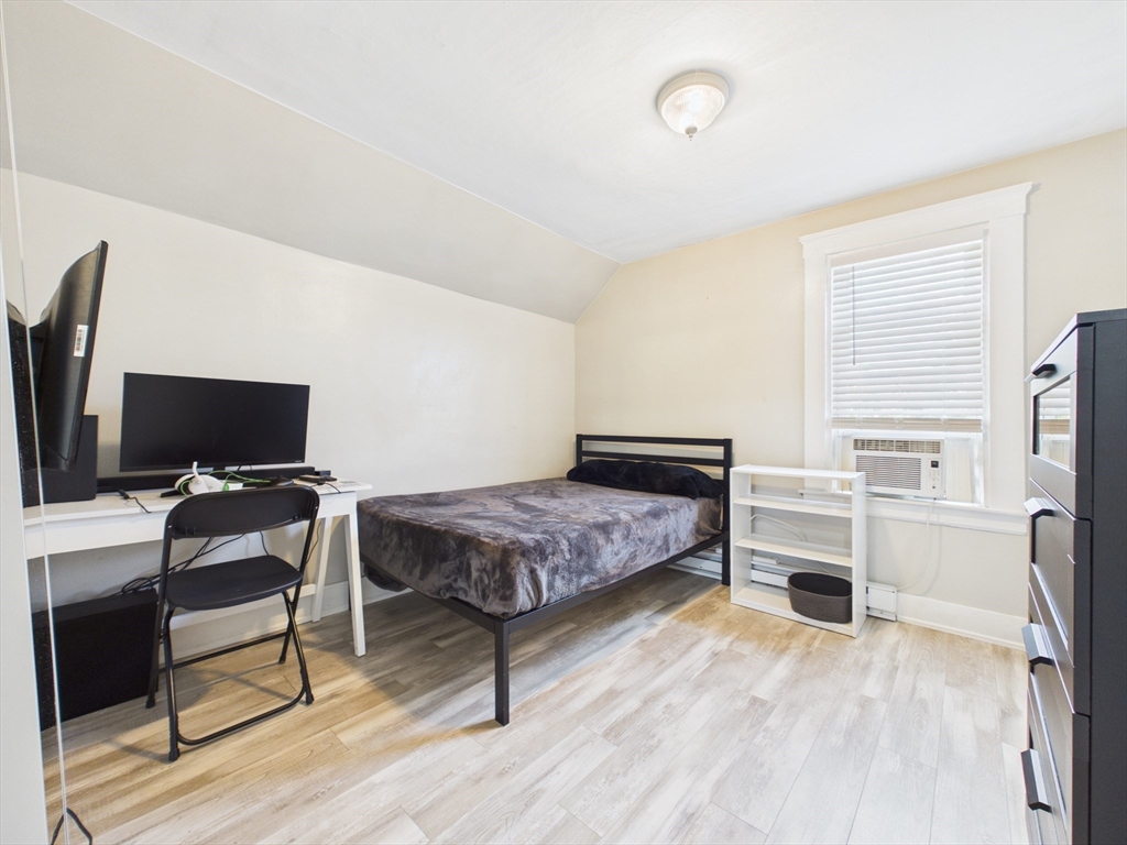 36 Bellevue Ave Property Photo 26