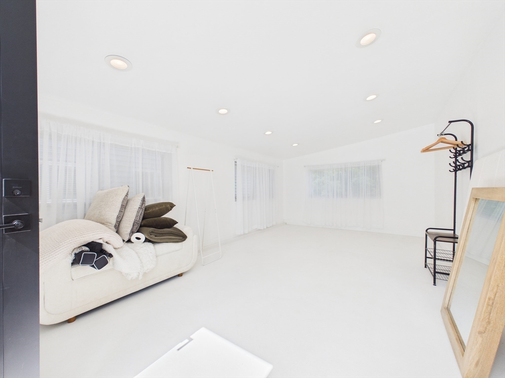 36 Bellevue Ave Property Photo 37