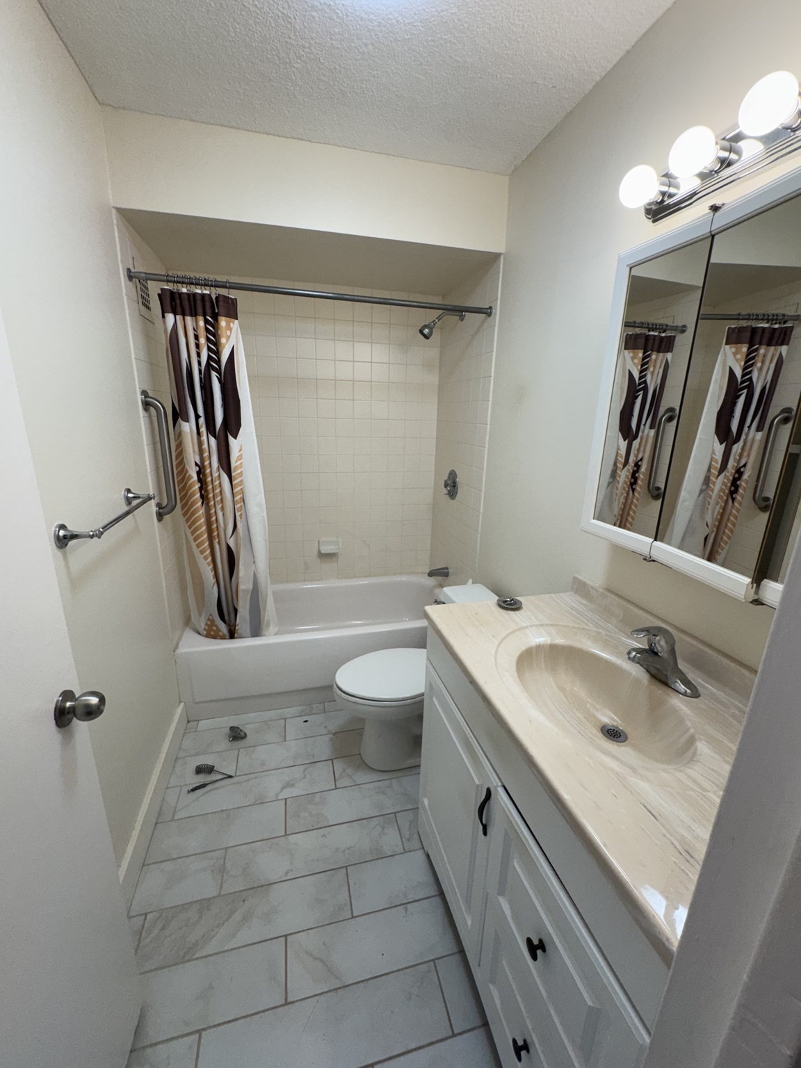 33 Pond # 1005 Property Photo 12