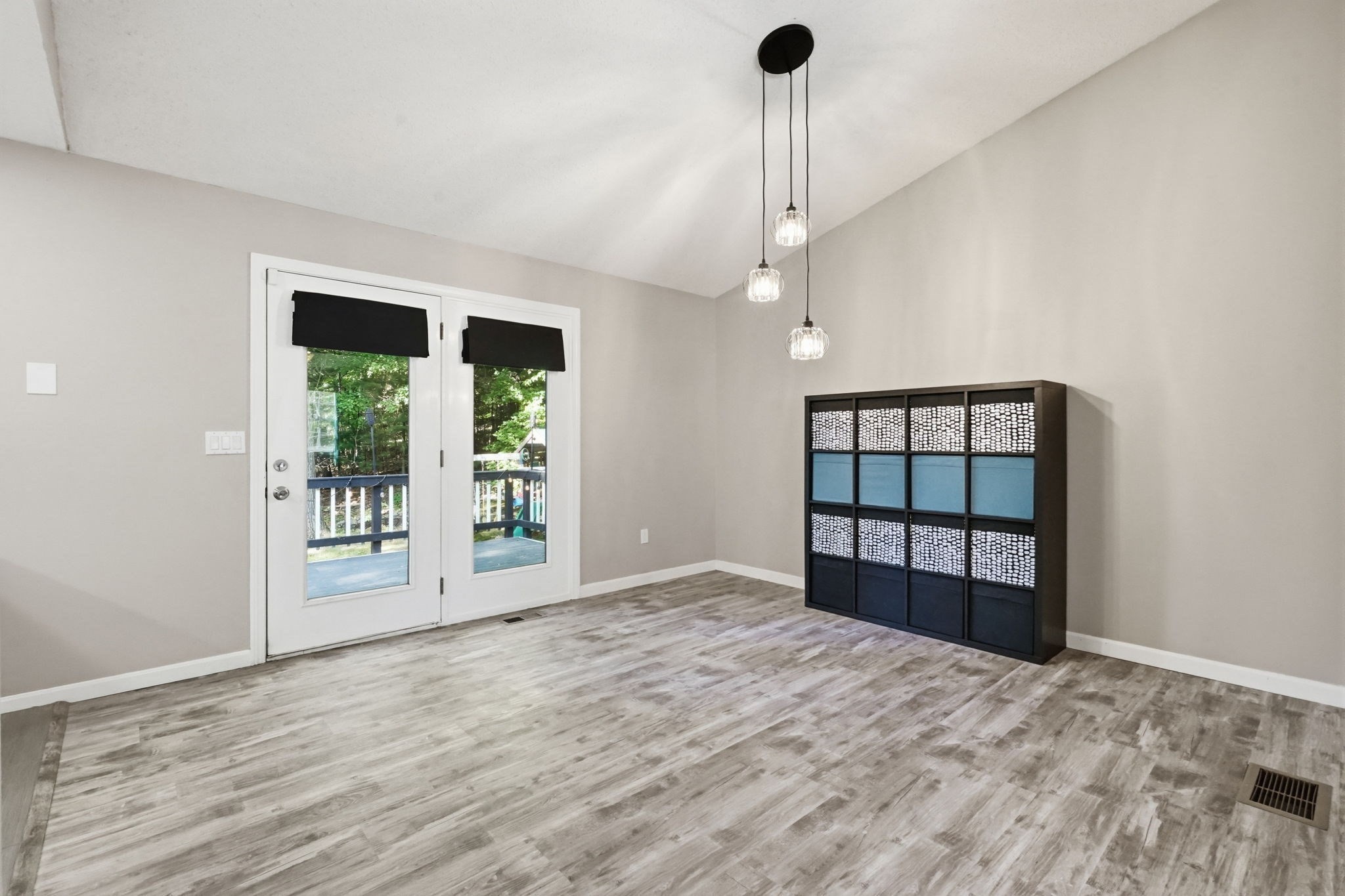 74 Clark St Property Photo 6